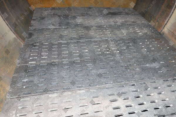 Колосниковая топка парогенератора на угле 2000 кг 130 С